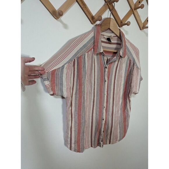 Universal Thread Striped Courier Style Button Up Short Sleeve Shirt - Size XL - Picture 2 of 4
